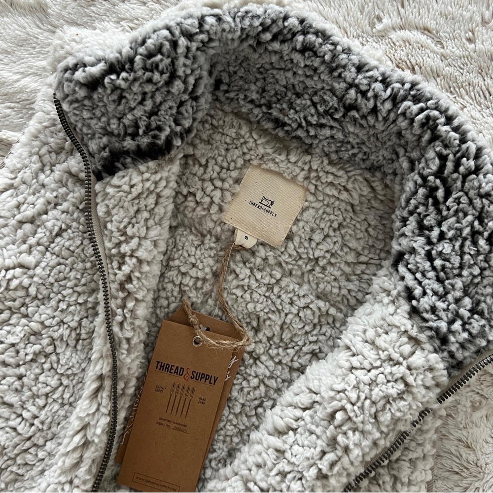 Thread & Supply Gray Sherpa Vest - Picture 3 of 5